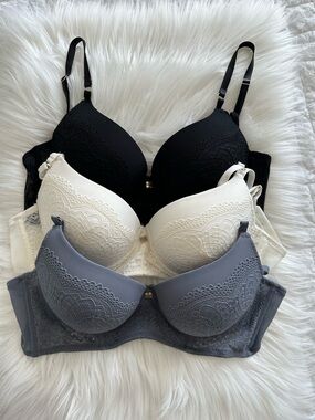 Nicole Miller Bra Set 34C (3 pcs) Black White Grey Lace Bras